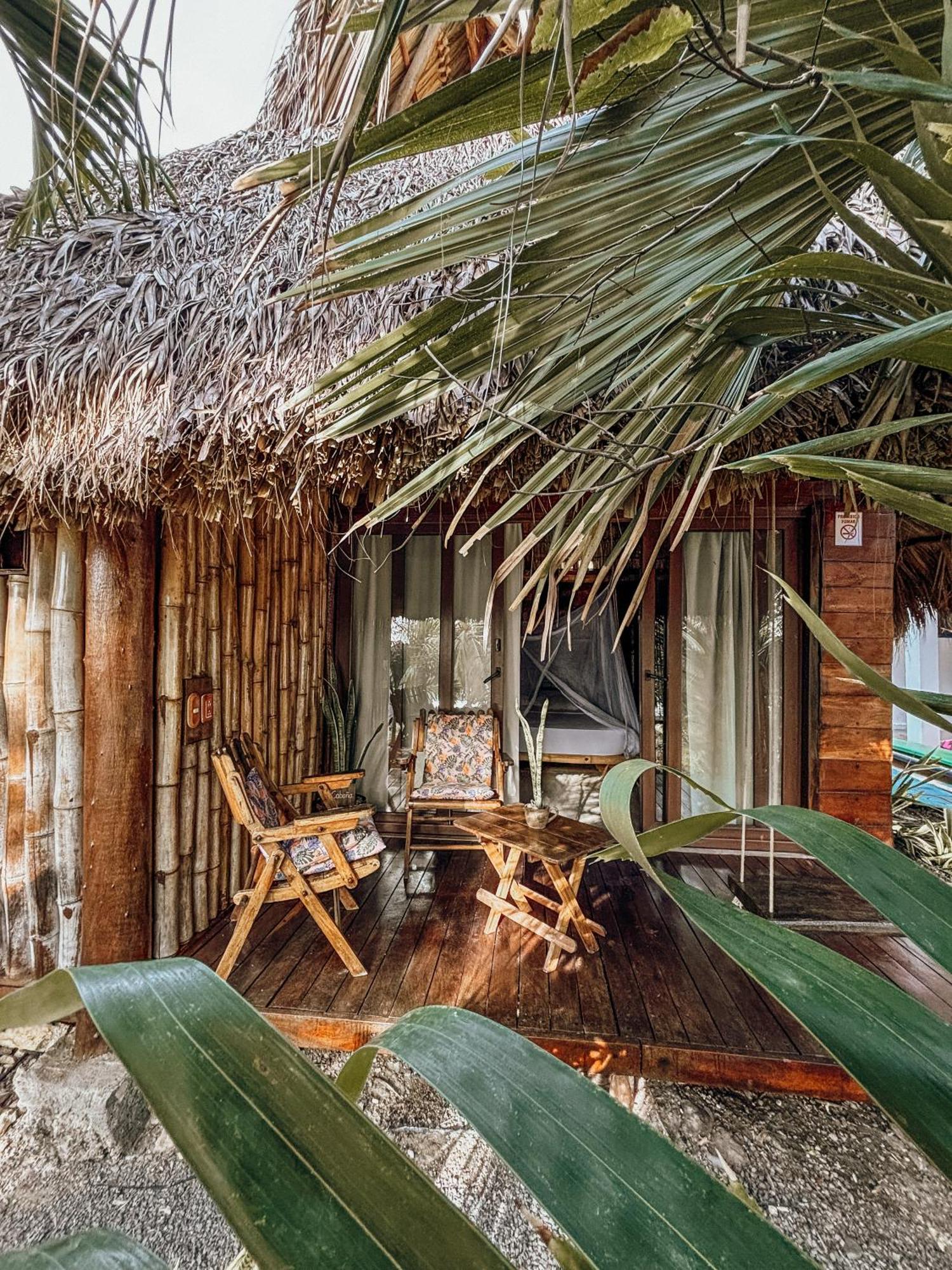 Nimbu Beachhouse Transito Luaran gambar